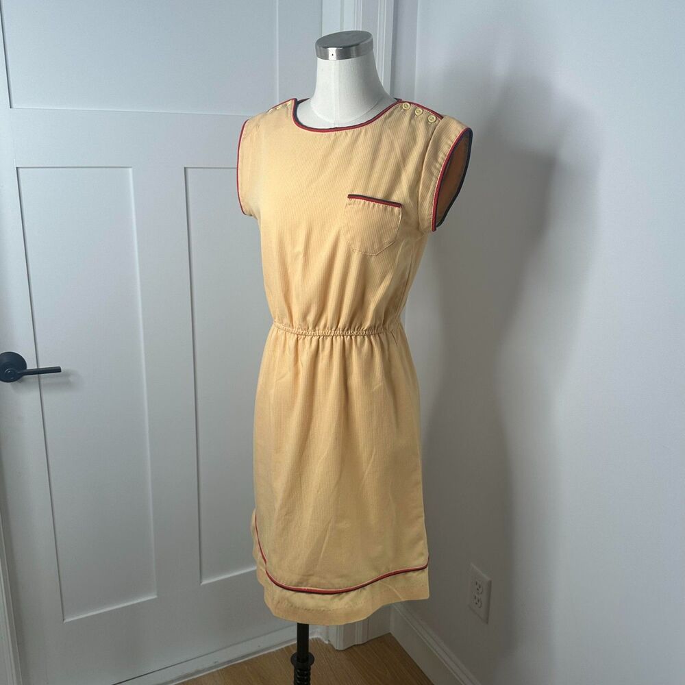 Vintage 70s Button Shoulder Peach Dress - Cinched Waist - Small